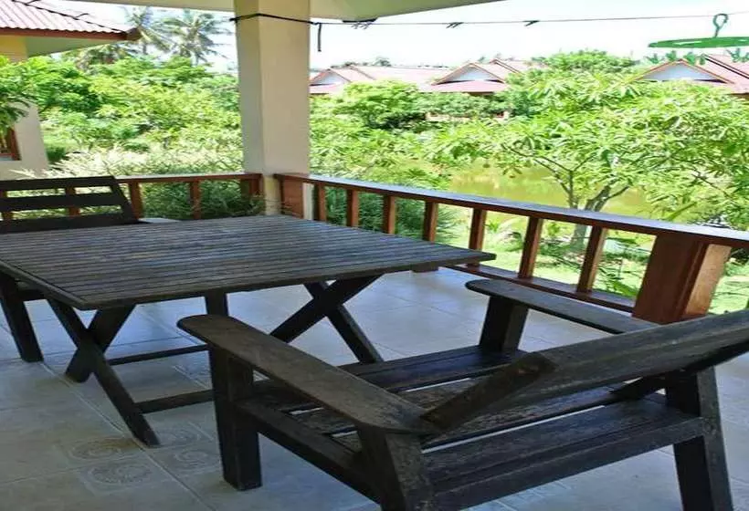 Baan Chay Lay Koh Phangan