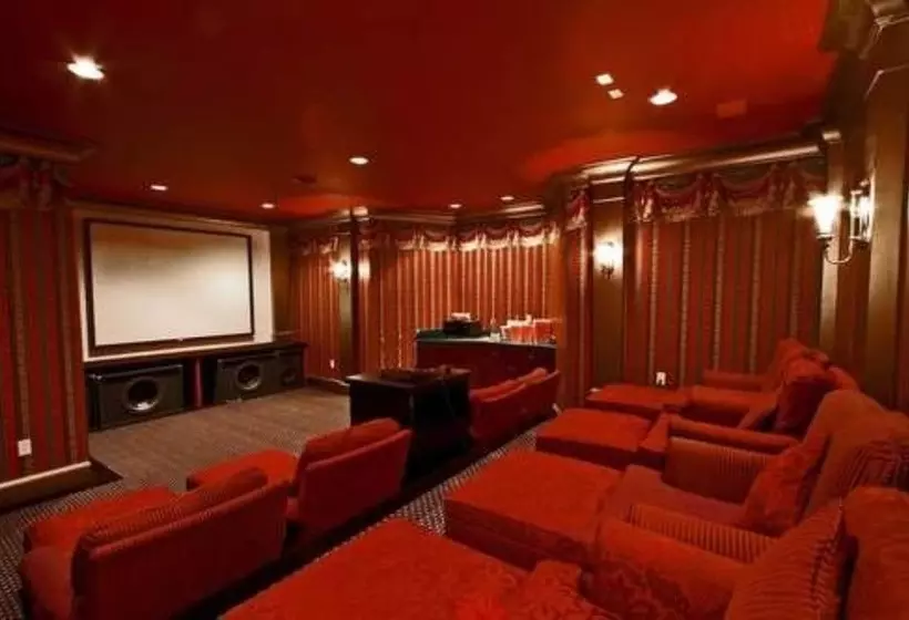 Bed and Breakfast Claremont Inn & Winery