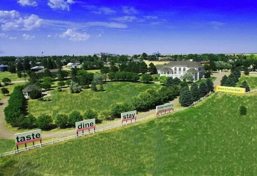 Bed and Breakfast Claremont Inn & Winery