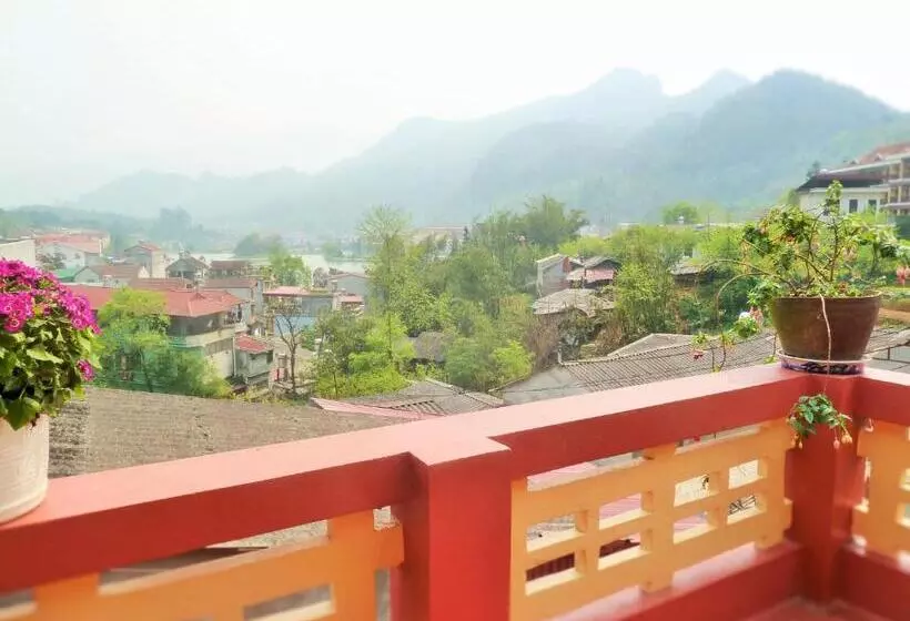 تختخواب و صبحانه Sapa Local House