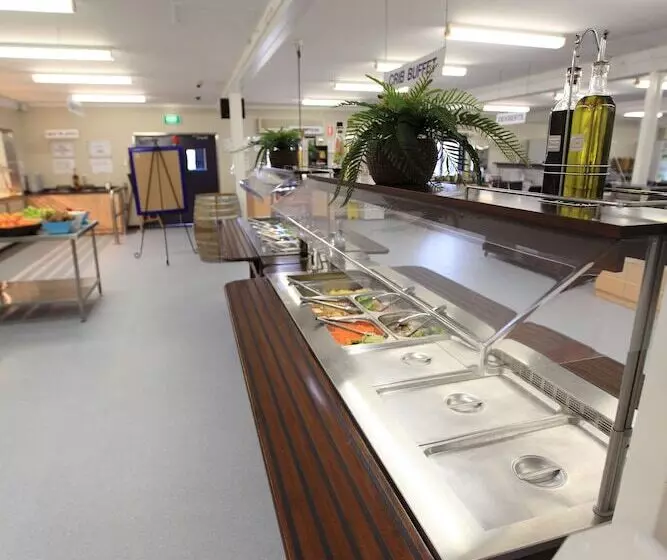 هتل Aspen Karratha Village