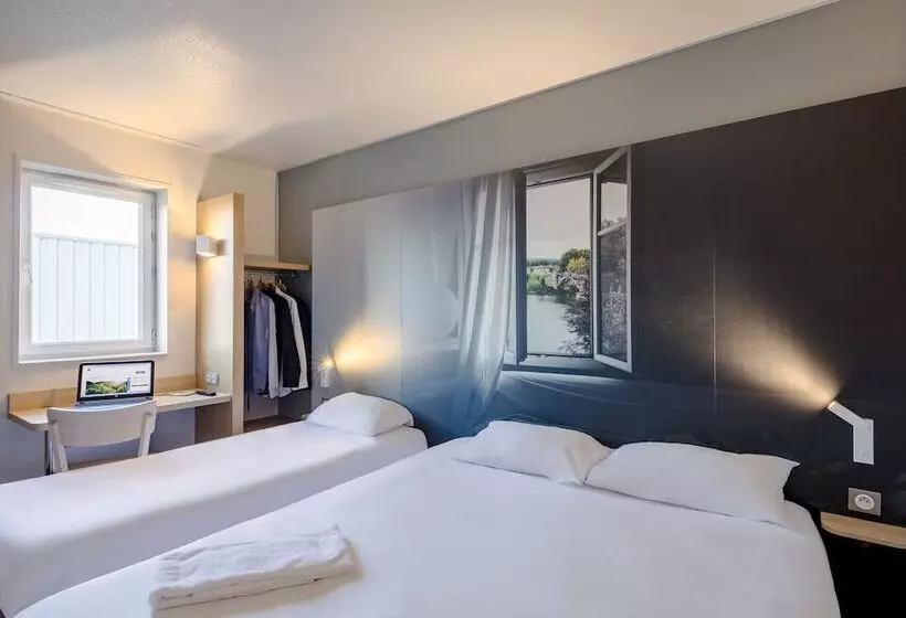 B&b Hotel Poitiers 1 Futuroscope