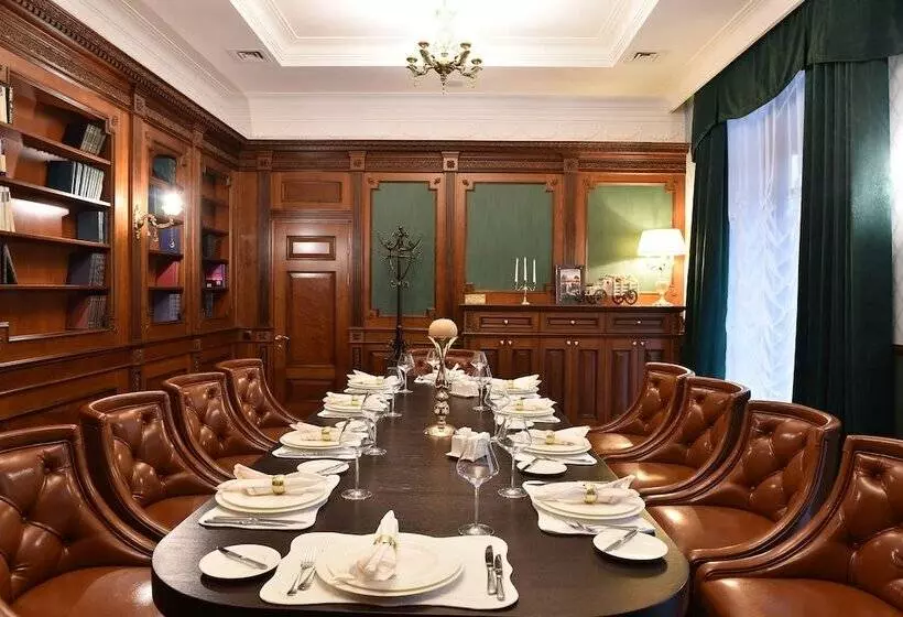 Отель Complex Continental