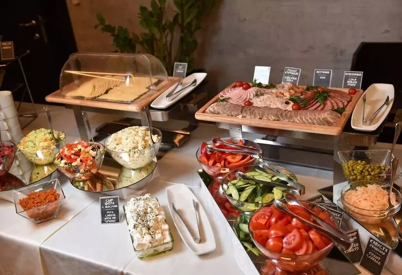 Отель Complex Continental