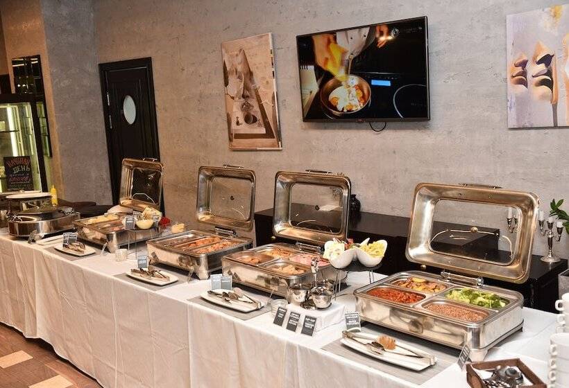 هتل Complex Continental