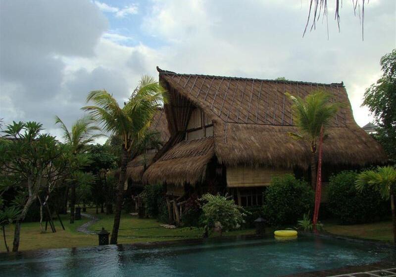 בית מלון כפרי Flower Bud Bungalow Balangan