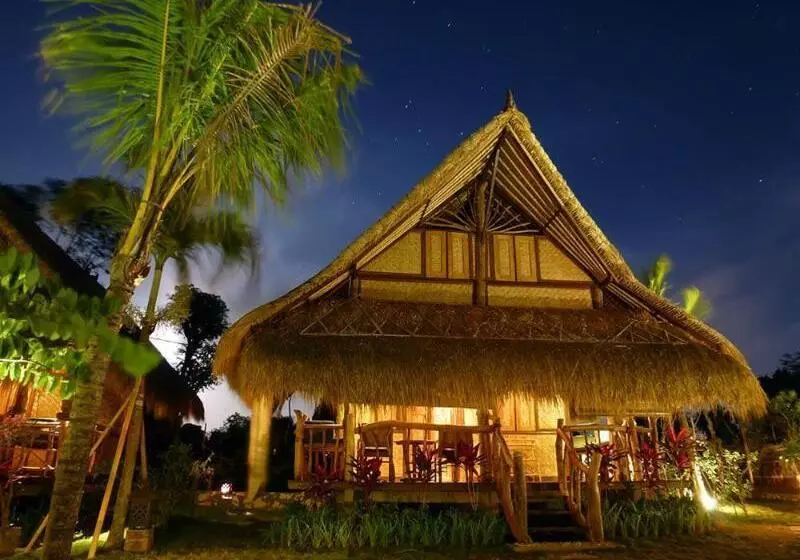 هتل Flower Bud Bungalow Balangan