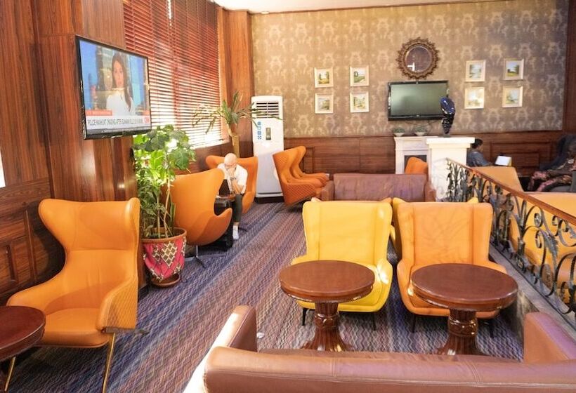 Airport Golden Tulip Hotel