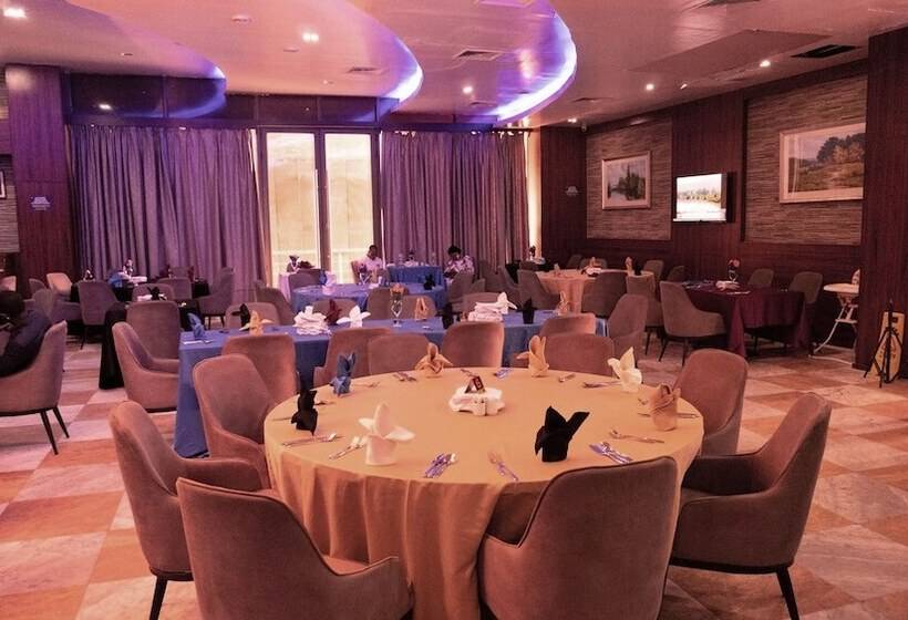 Airport Golden Tulip Hotel