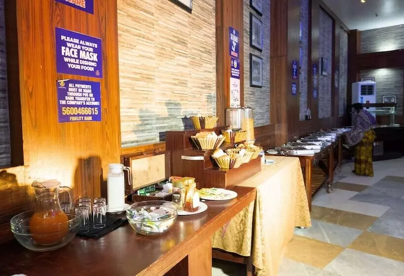 Airport Golden Tulip Hotel