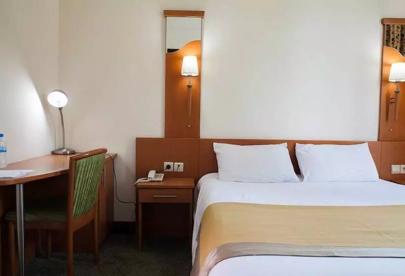 هتل Gorillas City Centre