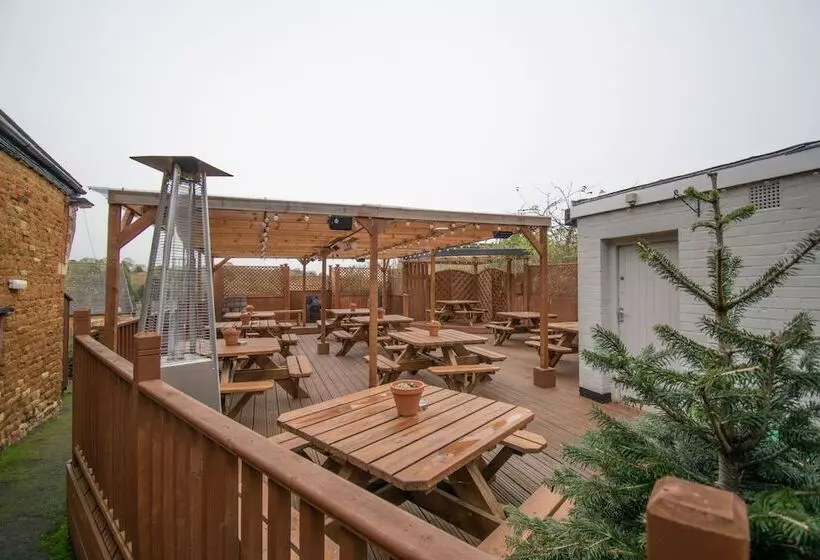 هتل The Royal George