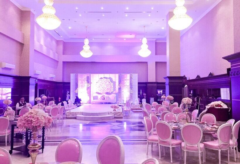 هتل Sapphire Plaza