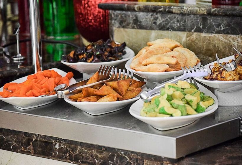 هتل Sapphire Plaza