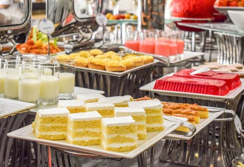 هتل Sapphire Plaza