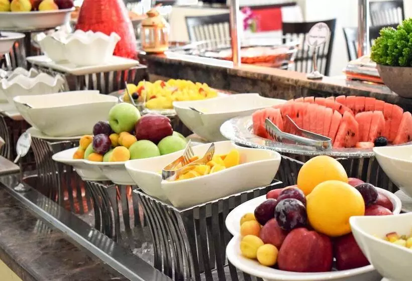 هتل Sapphire Plaza