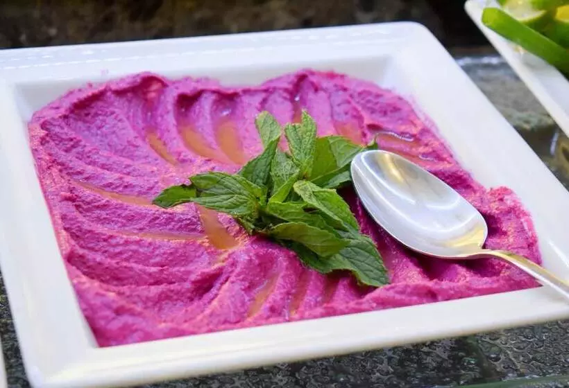 هتل Sapphire Plaza