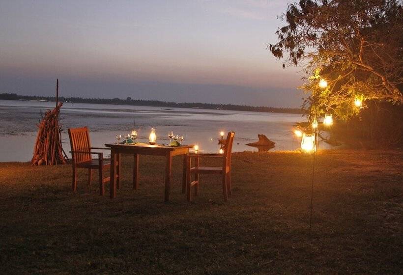 ホテル The Yala Adventure