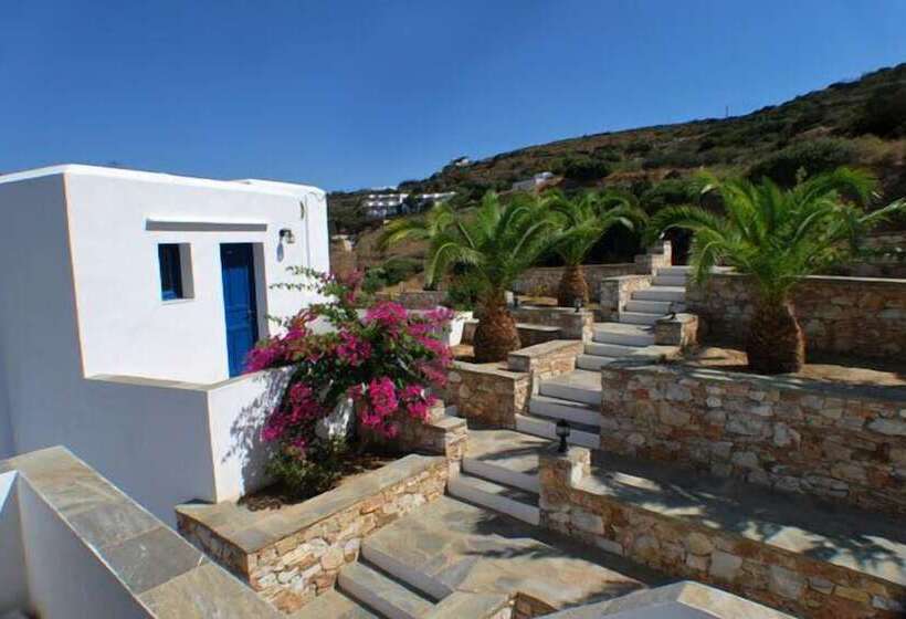 בית מלון כפרי Venikouas