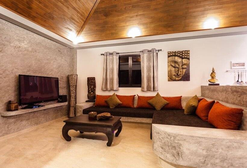 Koh Tao Heights Pool Villas