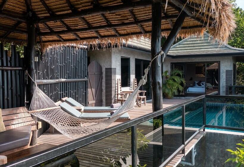 Koh Tao Heights Pool Villas