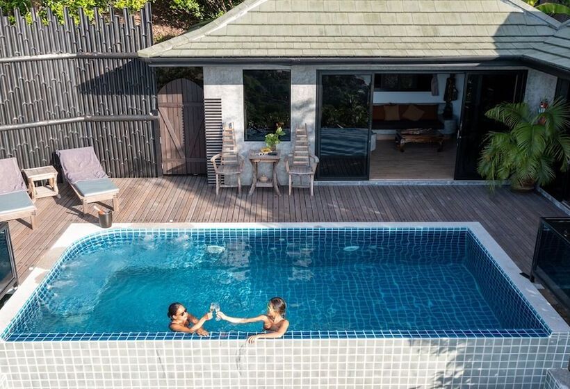 Koh Tao Heights Pool Villas