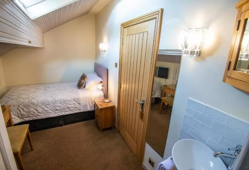 مبيت وإفطار Laundimer House