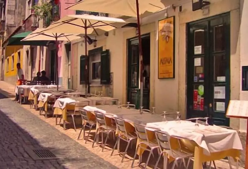 Lisbon Colours Bairro Alto Apartments