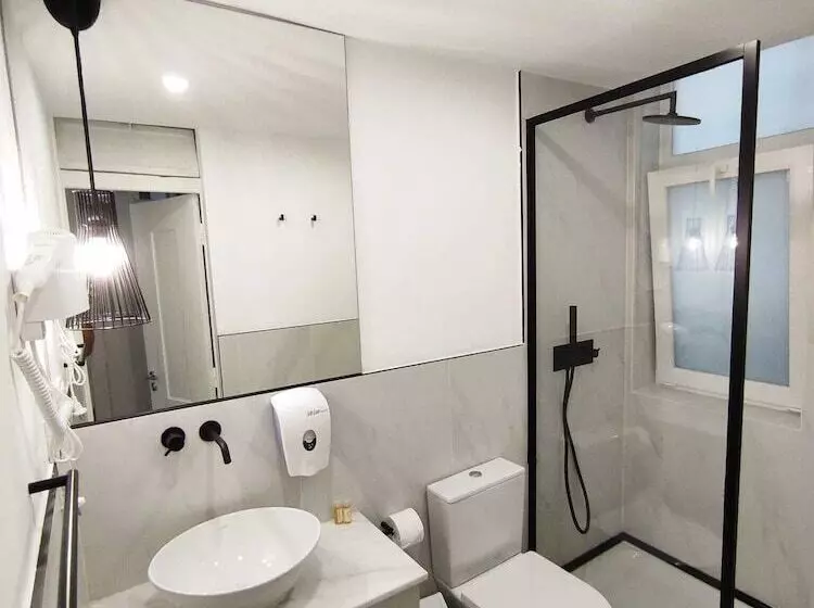 Lisbon Colours Bairro Alto Apartments