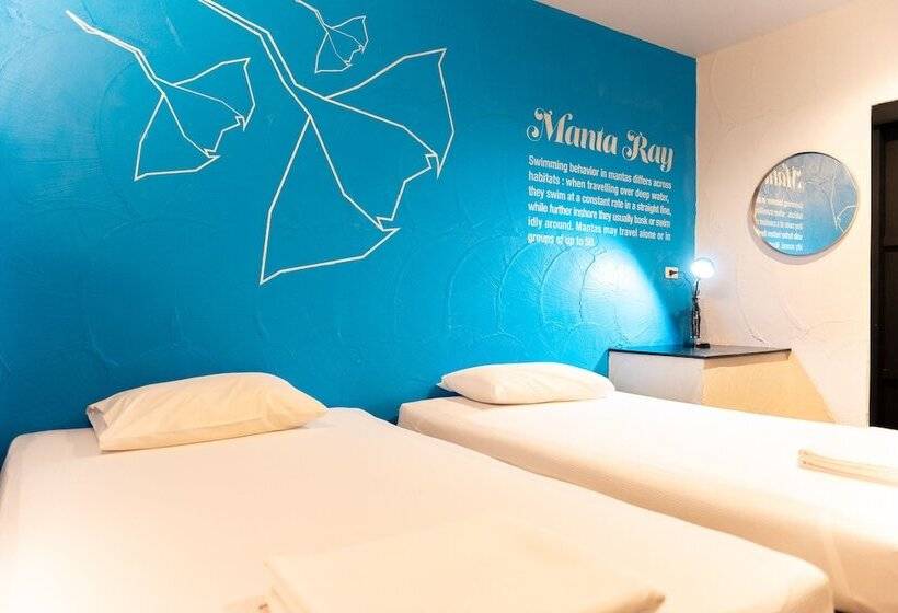 Monkey Dive Hostel Khaolak