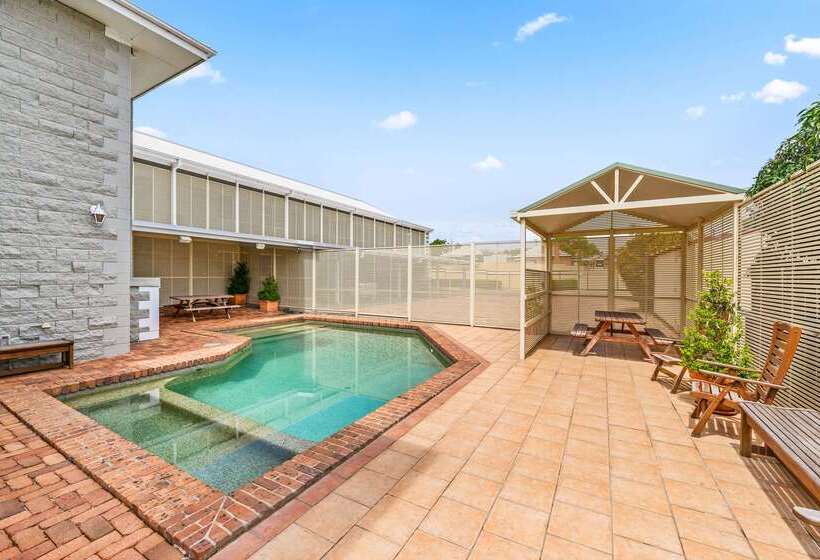 فندق على الطريق Quality Inn Ashby House Tamworth