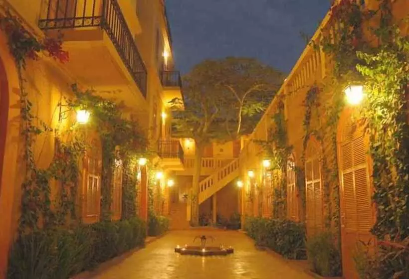 پانسیون La Maison Rose