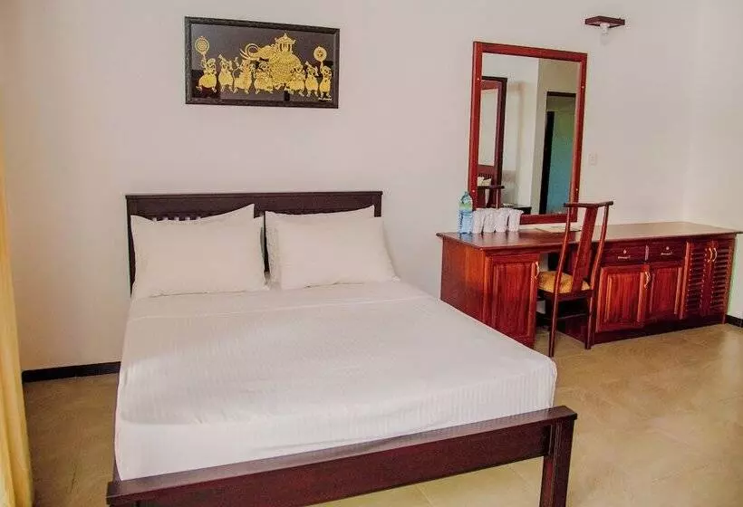 Pension Lagoon Bentota Resort