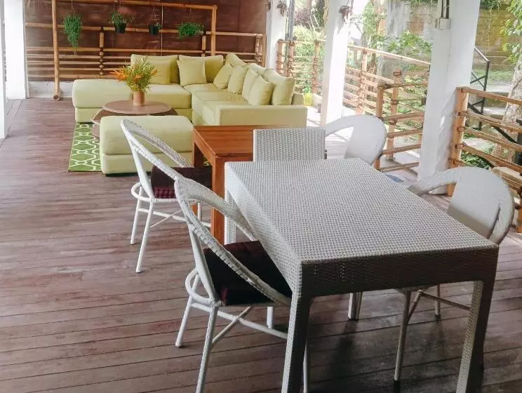 膳宿费 Putu Yoga Bungalow