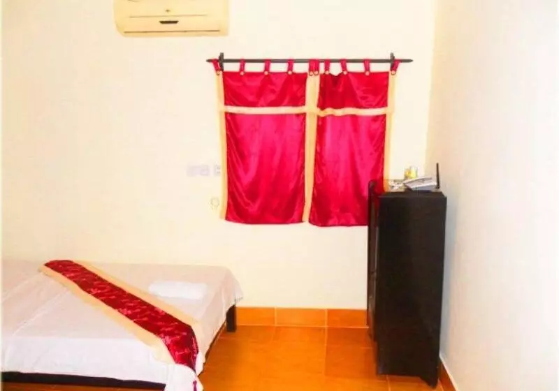 ペンション Sovanphum Guesthouse