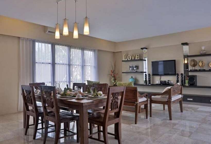 אתר נופש Villa Kumuda By Nakula