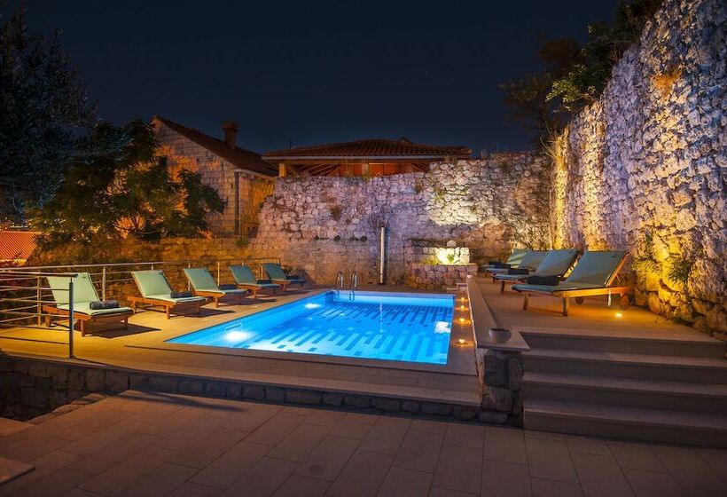 California Apartments