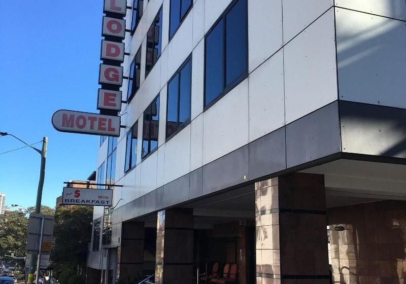 Edgecliff Lodge Motel