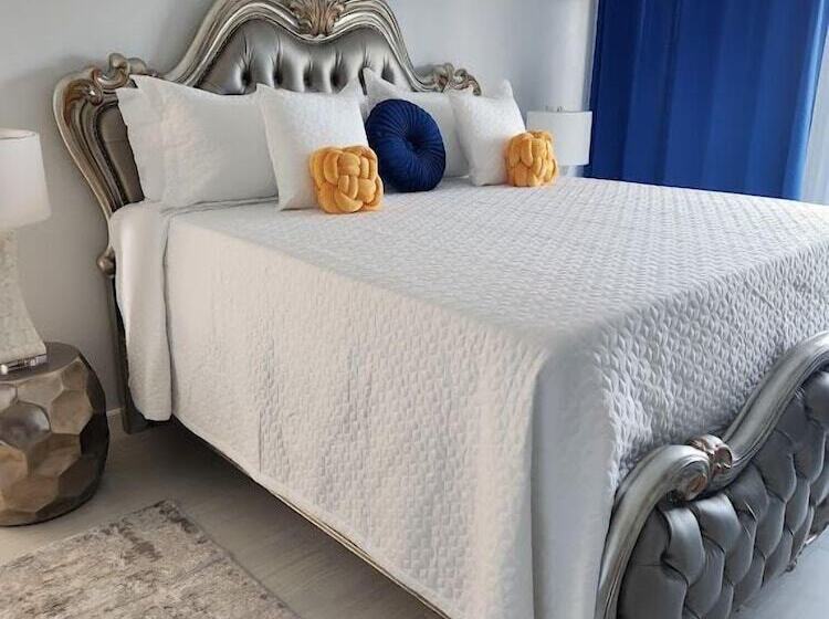 Harbor Breeze Villas