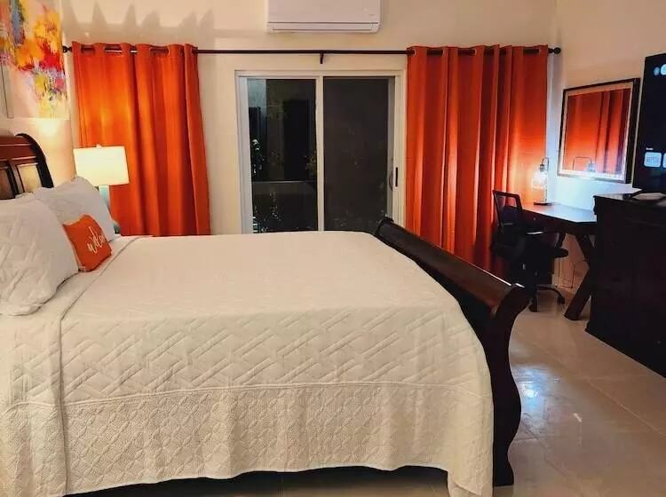 Harbor Breeze Villas