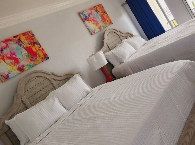 Harbor Breeze Villas