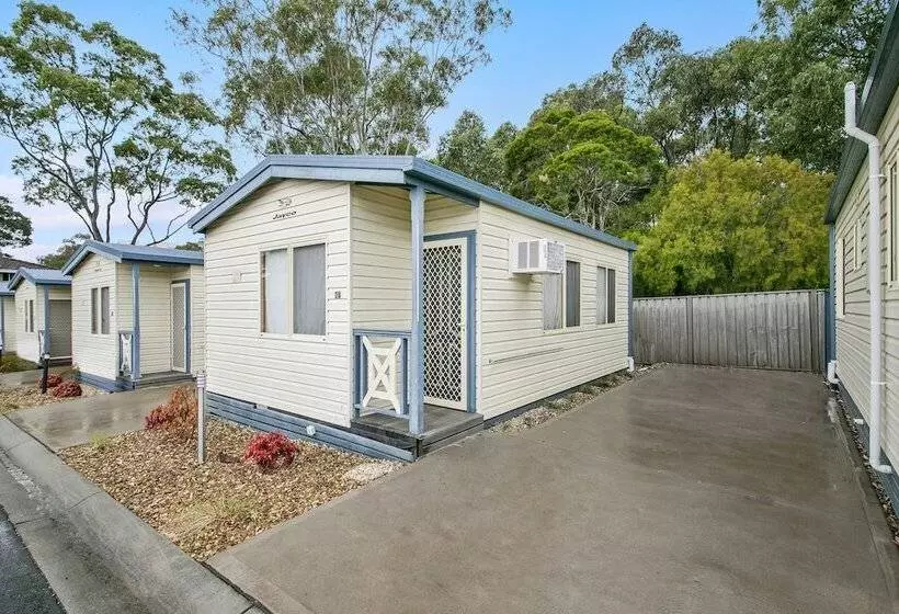 호텔 Australian Community Villages