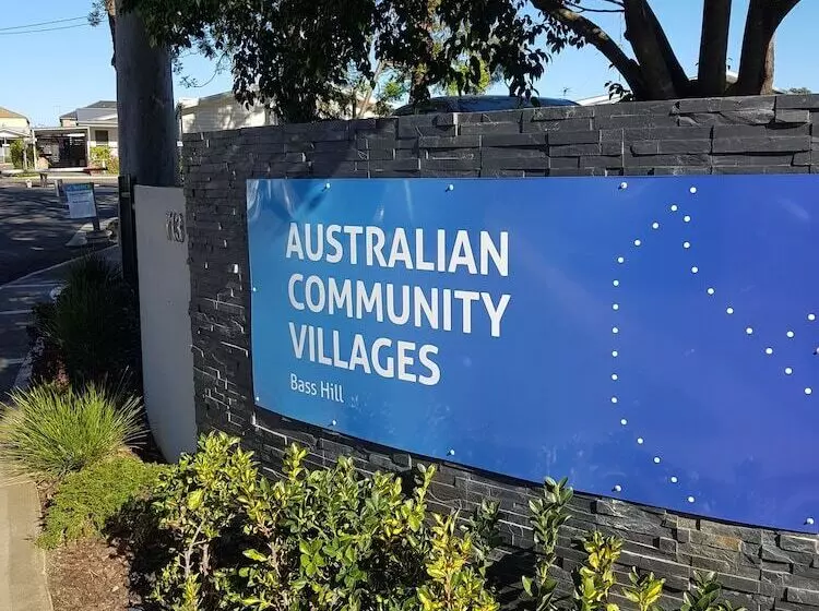 호텔 Australian Community Villages
