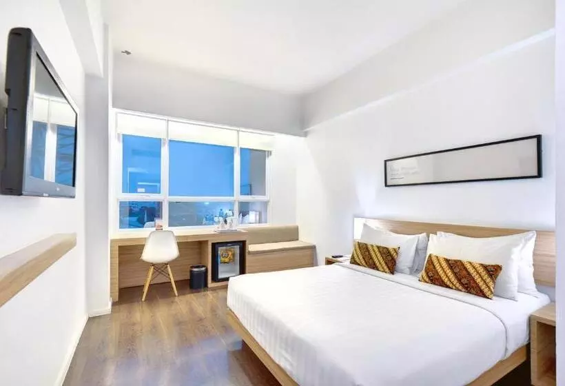 Отель Grand Zuri Malioboro