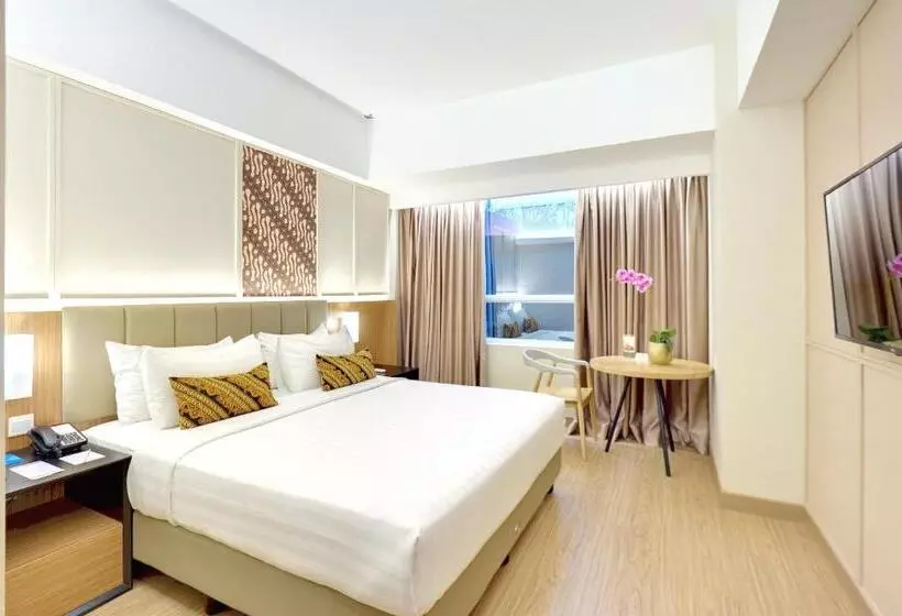 Отель Grand Zuri Malioboro