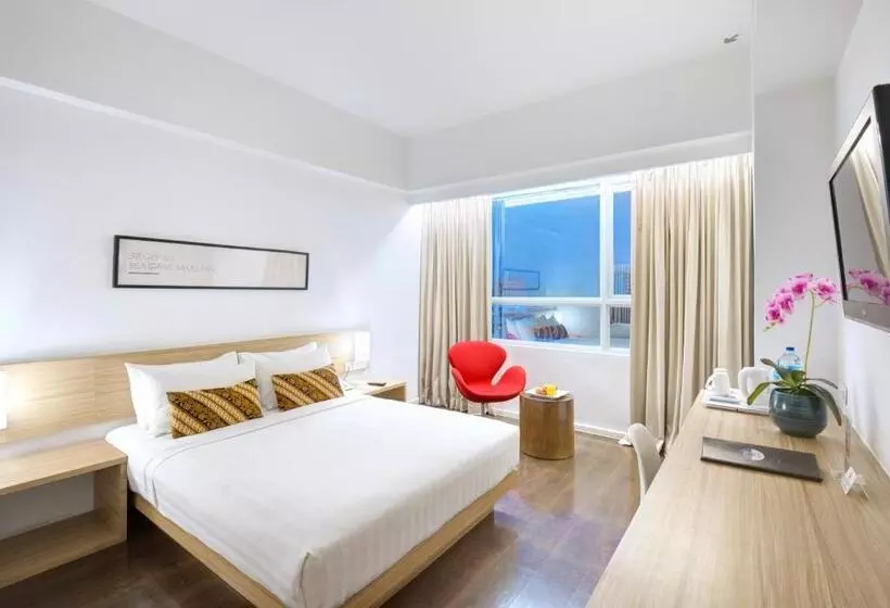 Отель Grand Zuri Malioboro