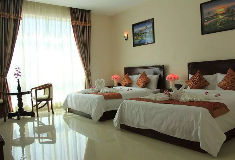 Отель Khollywood