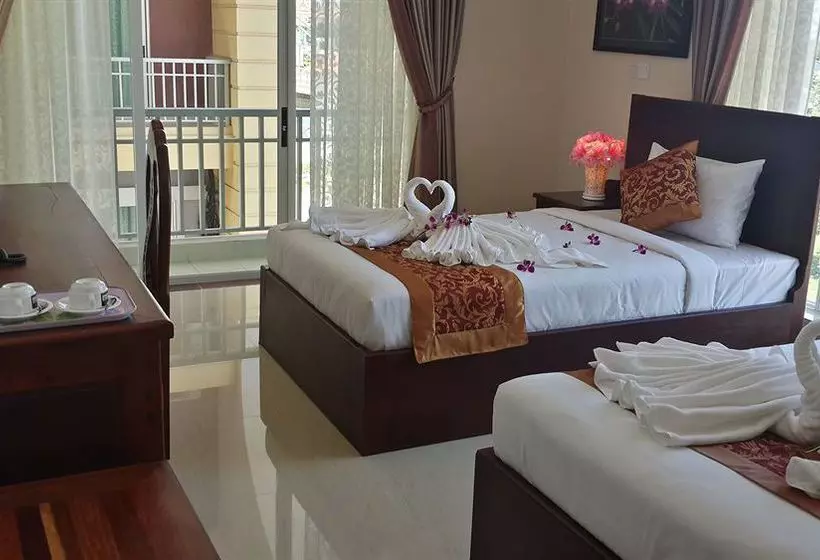 Отель Khollywood