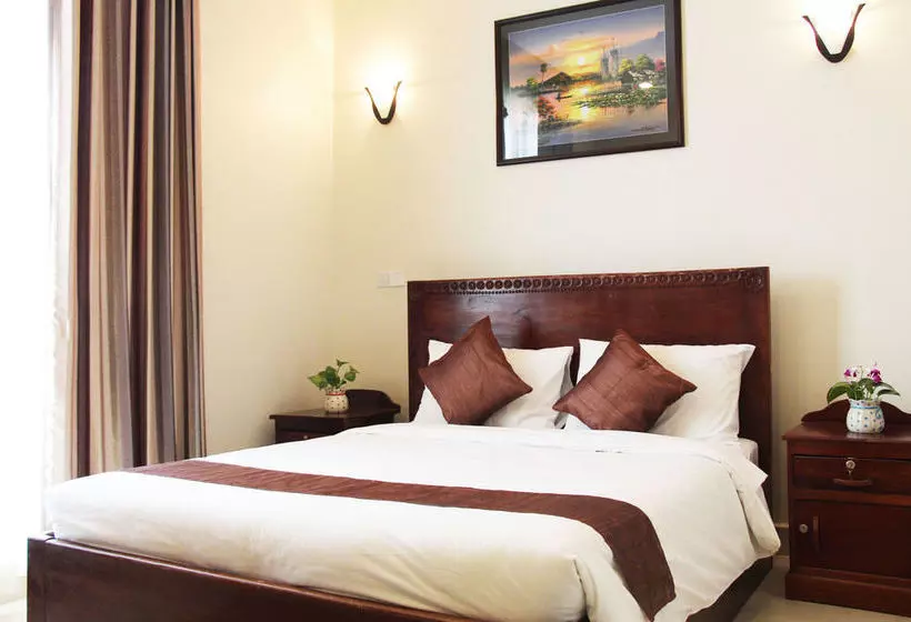 Отель Khollywood