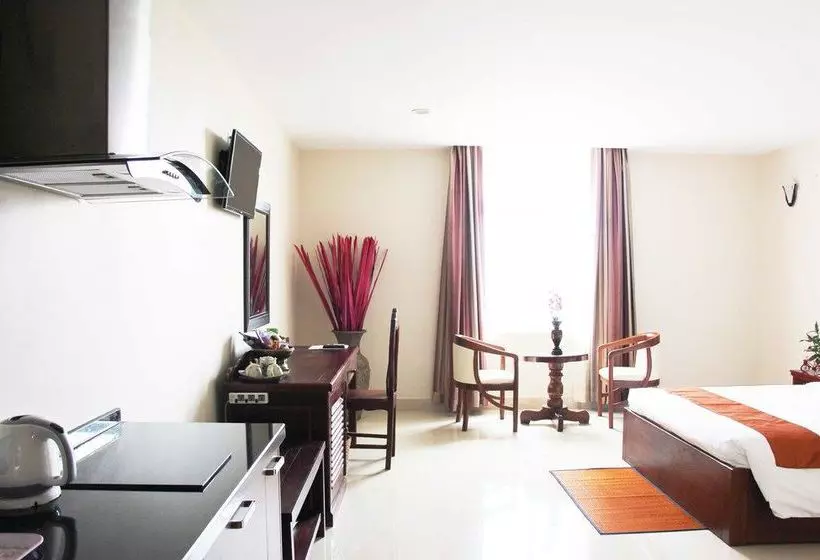 Отель Khollywood